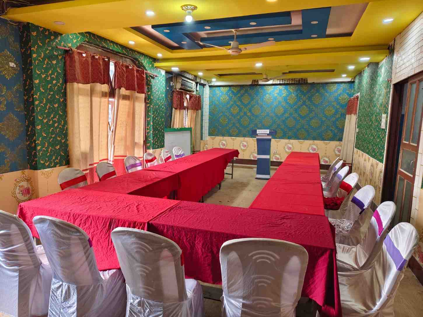 Mini Hall - Hotel Panchadhura