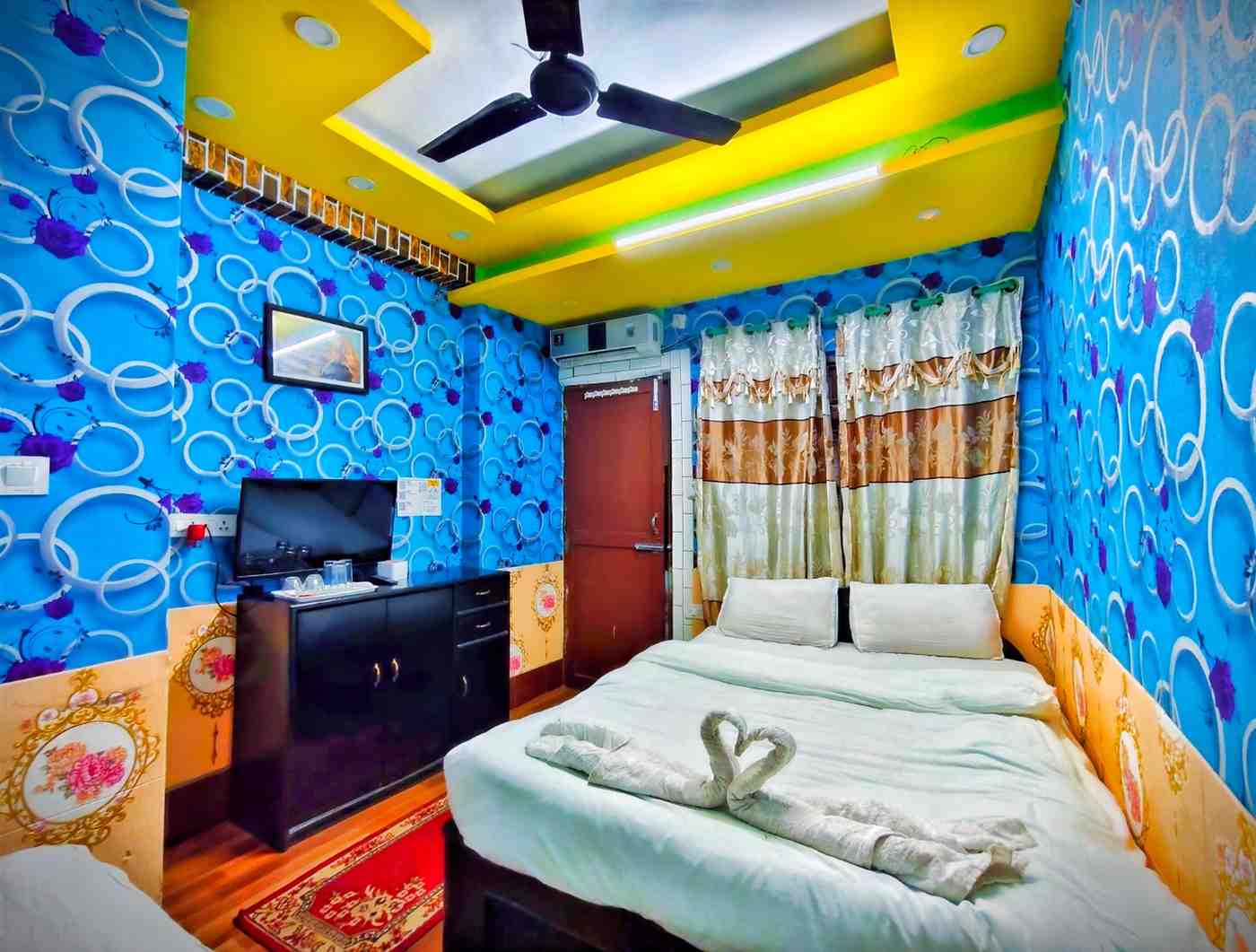 Super Deluxe Room - Hotel Panchadhura